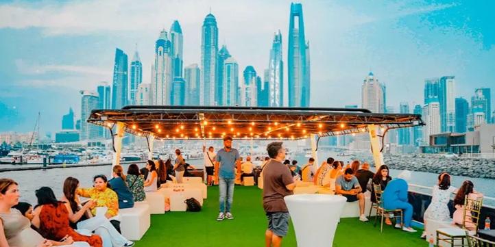 Dubai Marina Cruise