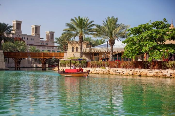 Дубайская венеция - лодочки дубай