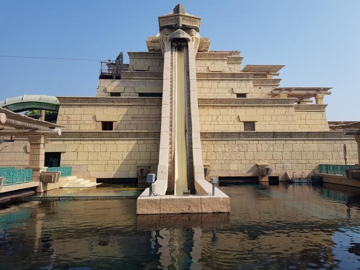 Aquaventure waterpark Dubai