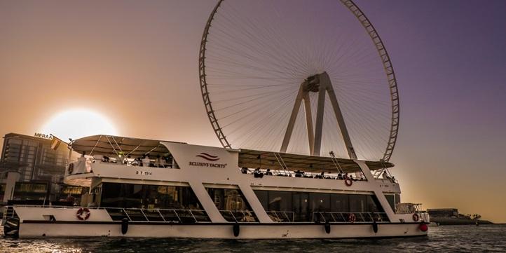 Catamaran Dinner Cruise in Dubai